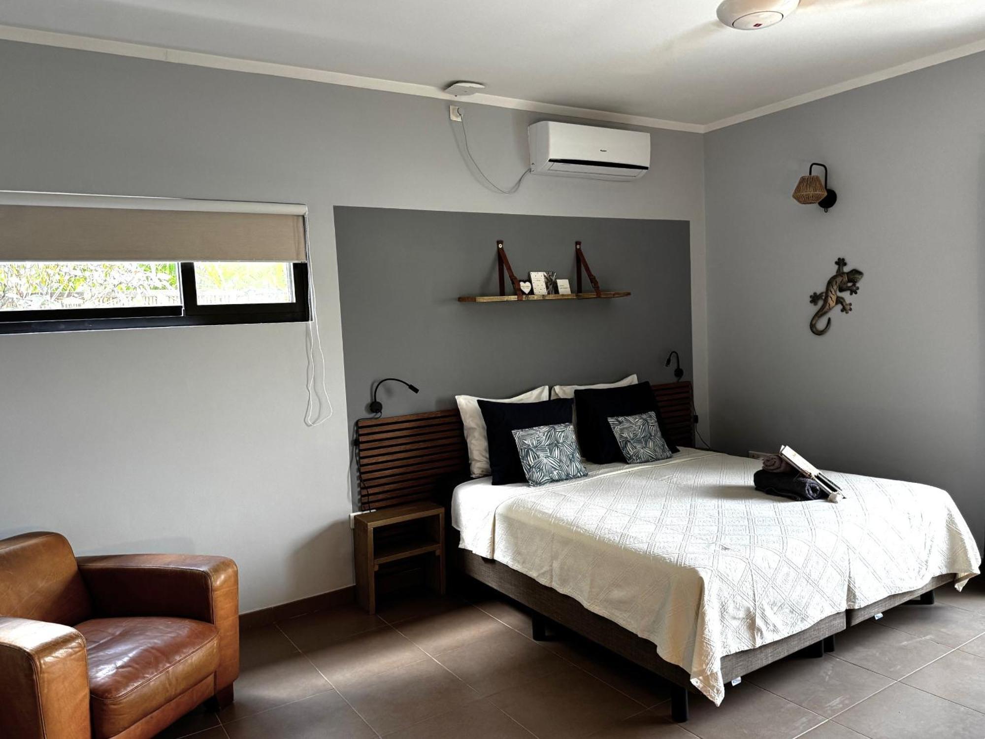 Bed and Breakfast Casa Mantana Bonaire Kralendijk na wyspie Bonaire Zewnętrze zdjęcie